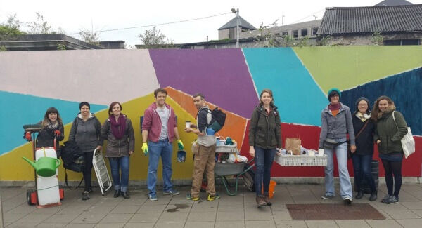 Mad About Cork volunteers begin work on the Kyrl’s Quay mural Mad About Cork volunteers begin work on the Kyrl’s Quay mural