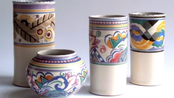 Truda Carter pattern Poole from the early Traditional collections.