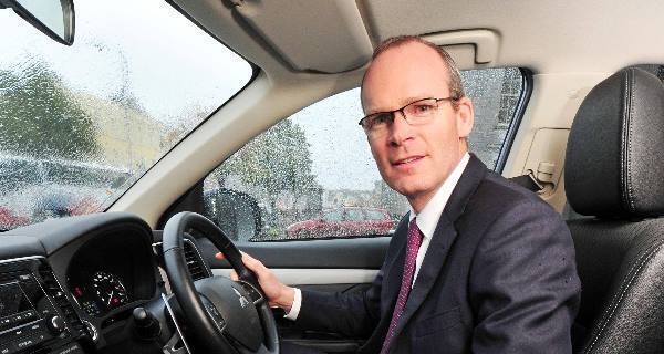 Tánaiste confirms motorists will need green cards to drive in UK in event of no-deal Brexit