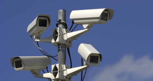 Three arrested after burglars caught on CCTV at building site in Cork