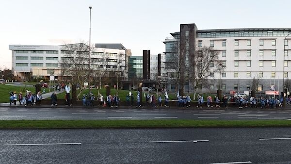 Nurses and midwives from the INMO on the picket at Cork University Hospital this morning Picture: Larry Cummins Nurses and midwives from the INMO on the picket at Cork University Hospital this morning Picture: Larry Cummins