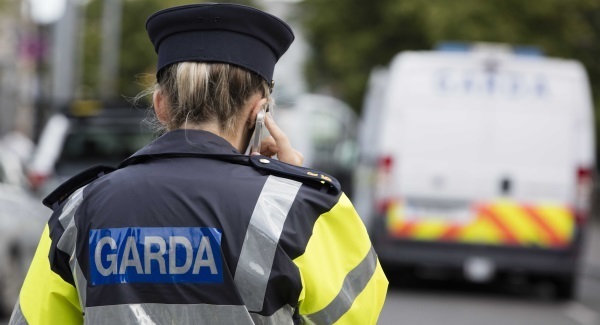 Gardaí search for driver in Co Louth hit-and-run collision