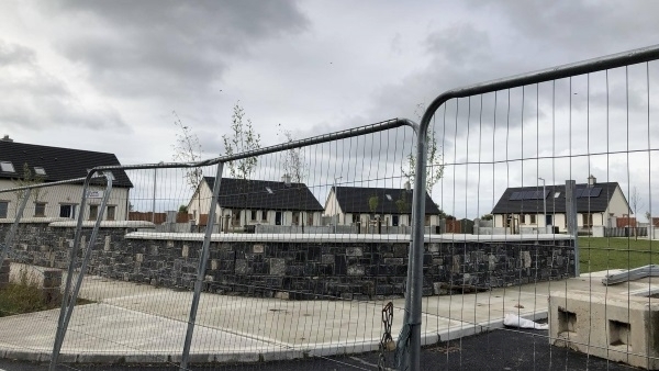 Horse dispute delays Travellers’ move to new houses