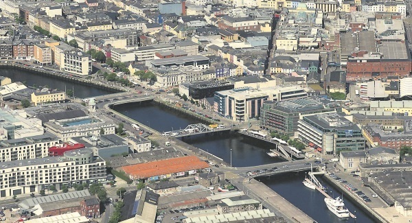 Gardaí investigating after body found in van pulled from Cork's river Lee