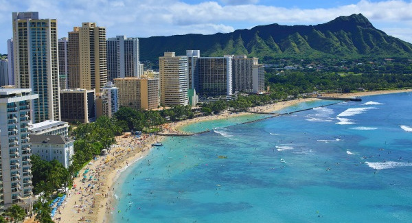 Hawaii considers raising legal smoking age to 100