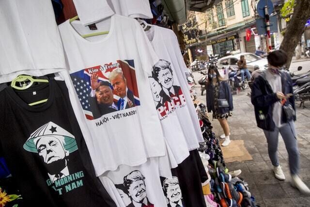 T-shirts depicting US President Donald Trump and North Korean leader Kim Jong Un  (Andrew Harnik/AP)