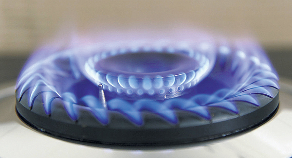 LNG facilities at Shannon and Co Antrim would cut Irish energy bills: ESRI