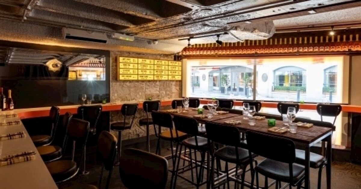 Restaurant review: Amy Austin's opening shot is on target