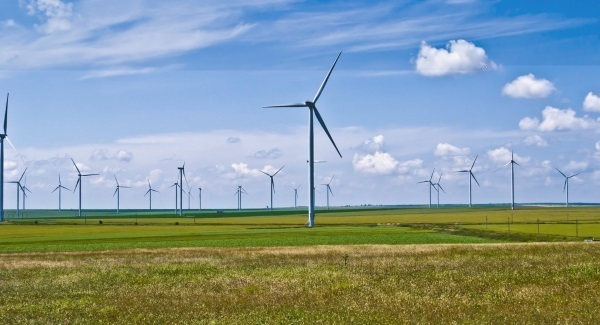 Regulator rejects wind farms report