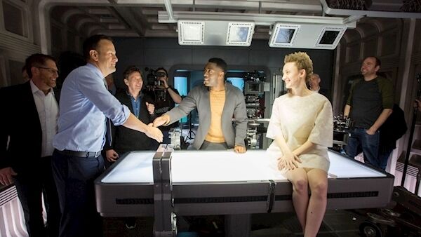 Leo Varadaker meets the cast of Nightflyers during a visit to Troy Studios in Limerick. Picture: Alan Place/SYFY