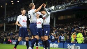 Stunning Spurs elbow their way into two-horse race