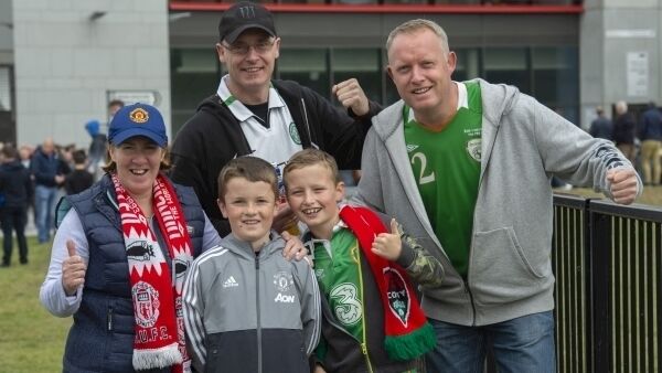 Billy, Dillon and Martin Stuart with Breda and Sean O’Regan, Passage West at the Liam Miller tribute match at Páirc Uí Chaoimh, Cork. Picture Dan Linehan Billy, Dillon and Martin Stuart with Breda and Sean O’Regan, Passage West at the Liam Miller tribute match at Páirc Uí Chaoimh, Cork. Picture Dan Linehan
