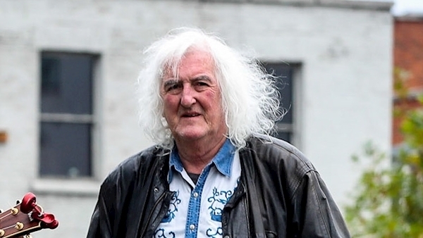 Tributes paid as De Dannan co-founder Alec Finn passes away aged 74