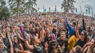 Festival-goers and rugby fans warned about online ticket touts
