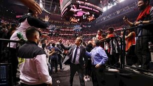 ‘Up North’, Canadians set rivalries aside to rally behind Toronto Raptors