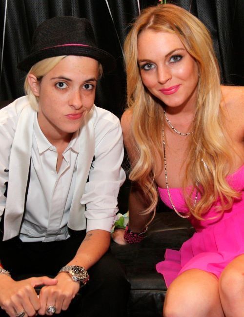 Lohan's father 'relieved' by split