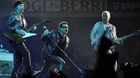 U2 nearly split over Bono's campaigning