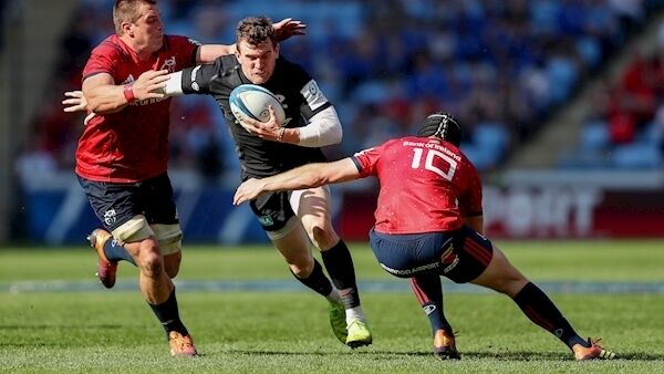Saracens' Ben Spencer is tackled by Munster's CJ Stander and Tyler Bleyendaal during the European Champions Cup semi final match at the Ricoh Arena, Coventry. (David Davies/PA Wire)