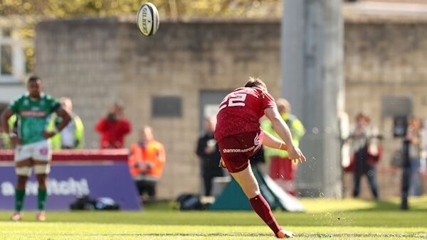 Munster's JJ Hanrahan kicks the winning penalty. Pic: ©INPHO/Billy Stickland Munster's JJ Hanrahan kicks the winning penalty. Pic: ©INPHO/Billy Stickland
