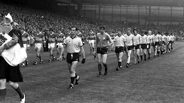 Hanahoe leading his team in 1978. Picture: Sportsfile Hanahoe leading his team in 1978. Picture: Sportsfile