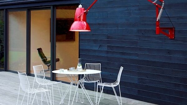 Bring all the design punch you would use indoors, outside. This inspirational answer shows a home office serve up a superb bonus patio anchored by a huge, super scale Anglepoise lamp up and over the seating group. Marine-grade stainless steel fittings combine with a sealed housing, knurled bespoke adjuster wheels and durable silicone rubber cable to enable the Giants to venture outdoors. Bring all the design punch you would use indoors, outside. This inspirational answer shows a home office serve up a superb bonus patio anchored by a huge, super scale Anglepoise lamp up and over the seating group. Marine-grade stainless steel fittings combine with a sealed housing, knurled bespoke adjuster wheels and durable silicone rubber cable to enable the Giants to venture outdoors.