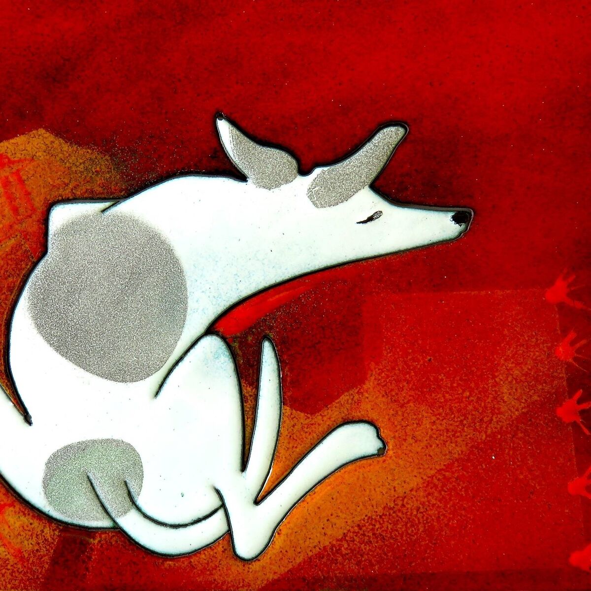 Featuring in Etain Hickey’s ‘Beasties, Birds and Friends’ exhibition is ‘Tony Sleeping CU2’ by Geraldine Murphy, enamel on copper.