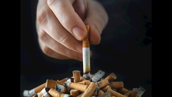 Helping smokers quit: financial incentives work