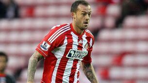 Levein calls up Fletchers for Scotland World Cup qualifiers