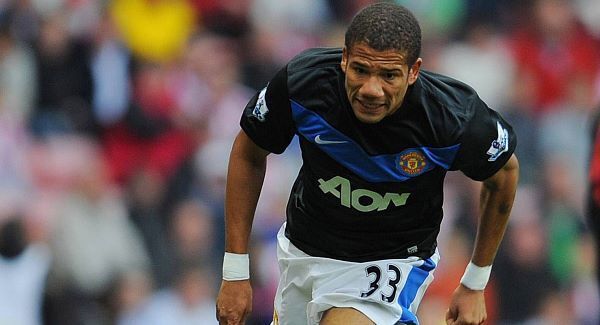 United striker returns to Portugal