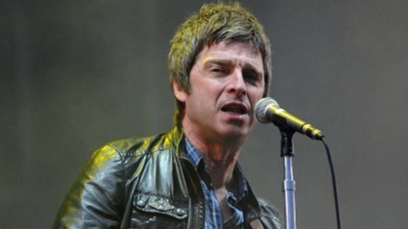 Noel continues war of words with brother Liam Noel continues war of words with brother Liam