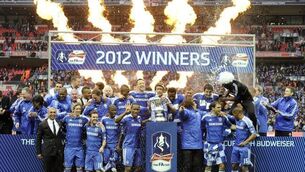 Chelsea eye cup double thanks to golden oldies