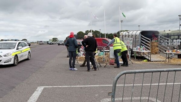 The Cork Beef Plan Movement protest at the ABP Food Group plant in Bandon. Picture: Jim Coughlan