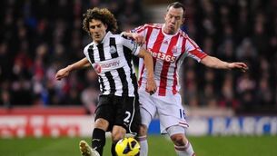 Stoke stun Magpies