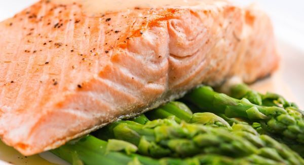 One list five meals: Darn of Salmon with Lemon Butter and Asparagus