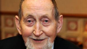  Death takes place of trad musician and writer Tomás Ó Canainn