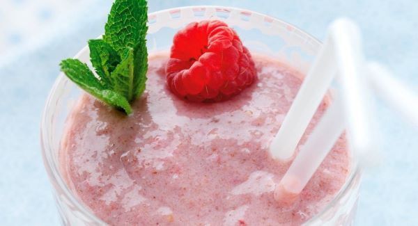 Hepatitis A outbreak linked to imported berries