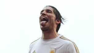 Laudrup wants window shut before kick-off