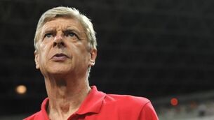 Wenger keeps Luis pursuit ’amicable’