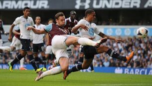 Hammers un-Ravel  Spurs 