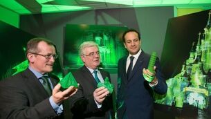 Varadkar defends Kenny role in New York parade