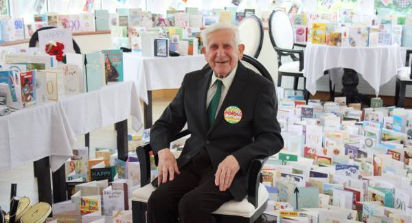 Runaway war veteran gets 2,500 cards for 90th birthday