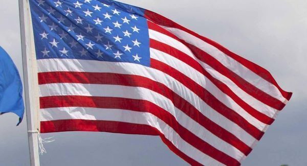 US March trade deficit narrows as exports jump to highest in 9 months