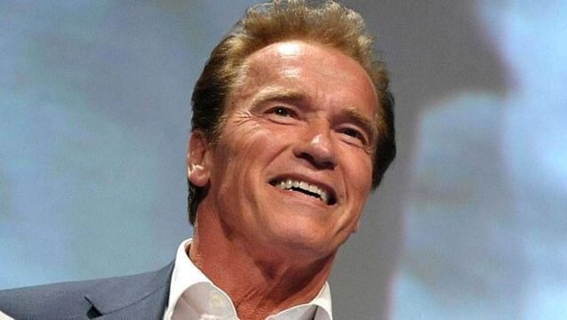 Schwarzenegger puts film comeback on hold