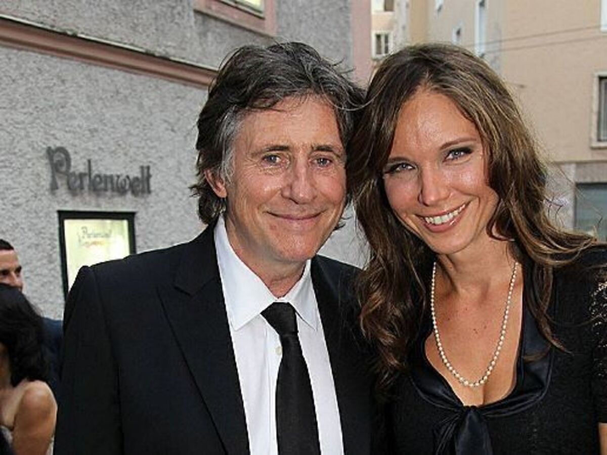 Gabriel Byrne S Secret Wedding Finalised Over Coffee And Scones In Popular Cork Restaurant