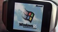 VIDEO: Windows 95 on a Samsung smart watch
