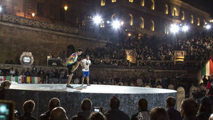 Freestyle footballer Dennehy pledges to handle pressure and conquer world