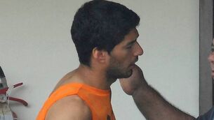 Dalglish: Pool will stand by Suarez
