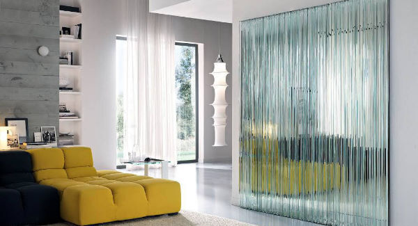 Make mirrors reflections of each room