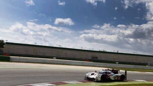 Le Mans-winning Audi is full-blur reality stretch