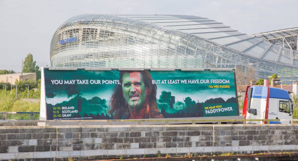 Roy Keane takes Paddy Power to court over &lsquo;Braveheart&rsquo; ad